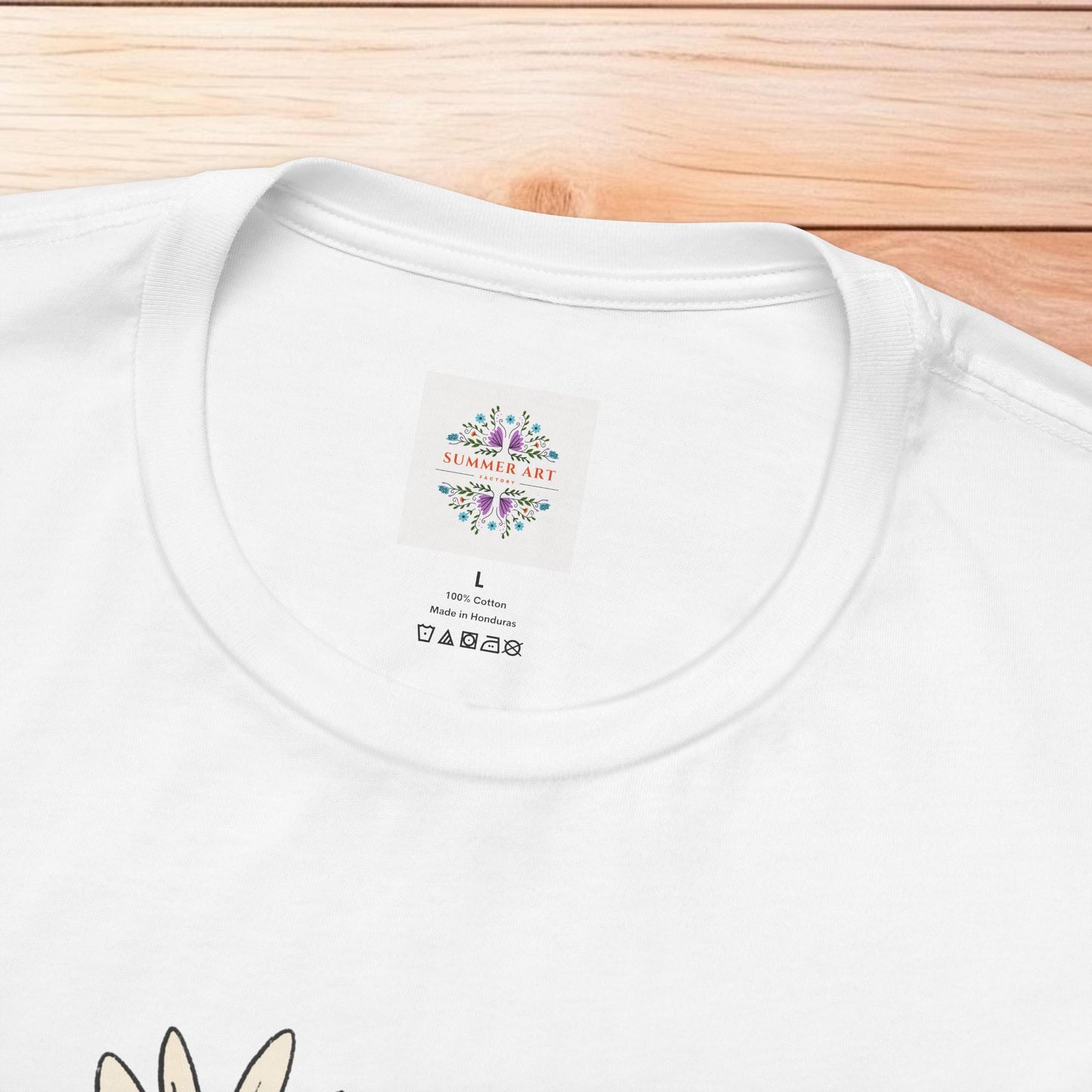 Daisy Floral TShirt, Love gift, Daisy Gifts, Birth Flower Gift, Botanical T-Shirt