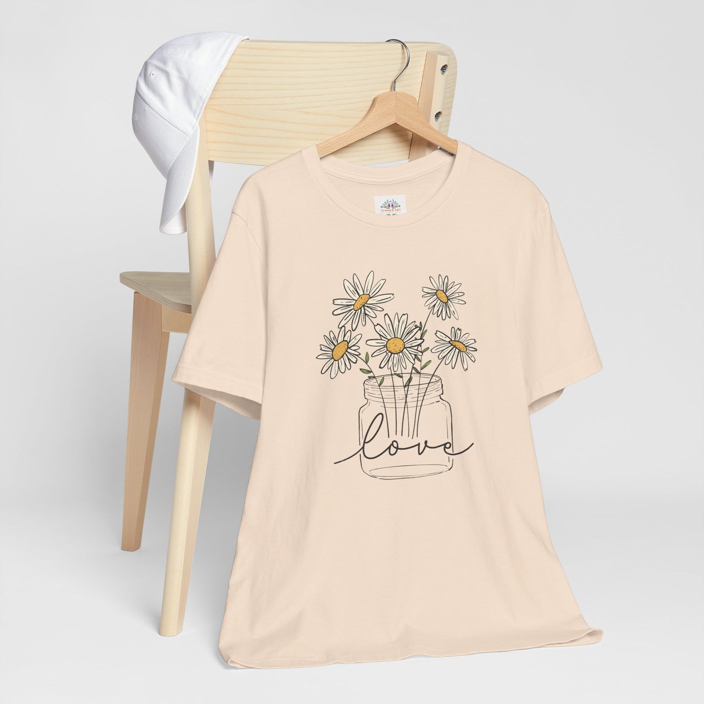 Daisy Floral TShirt, Love gift, Daisy Gifts, Birth Flower Gift, Botanical T-Shirt