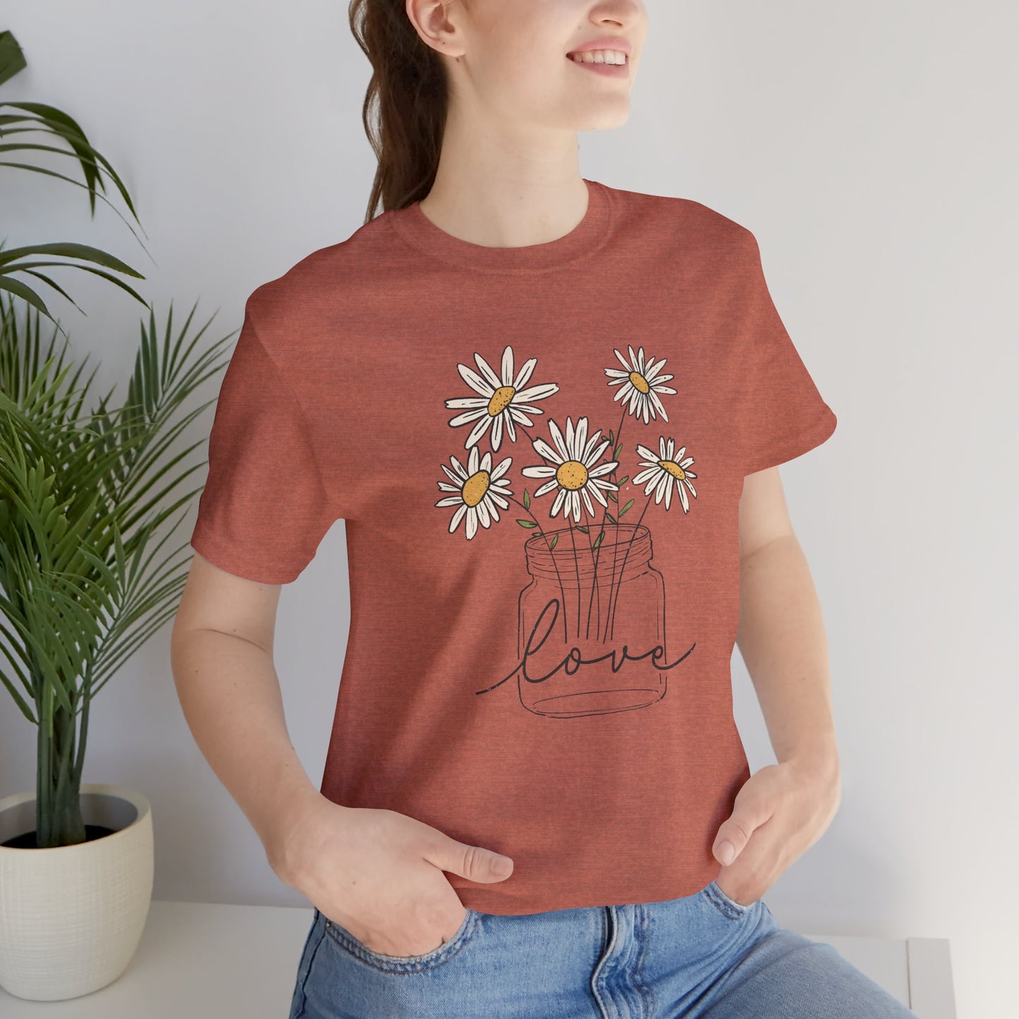 Daisy Floral TShirt, Love gift, Daisy Gifts, Birth Flower Gift, Botanical T-Shirt