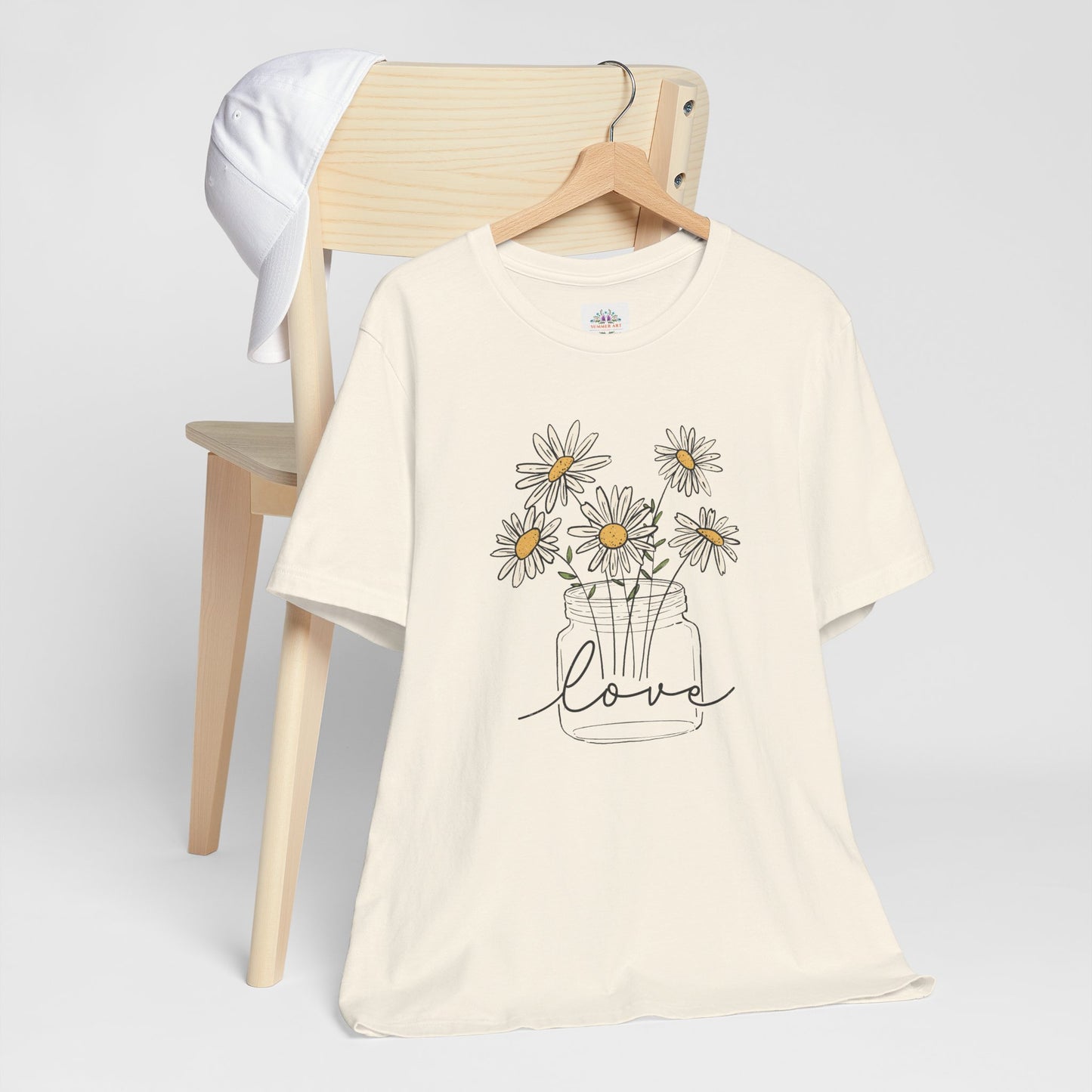 Daisy Floral TShirt, Love gift, Daisy Gifts, Birth Flower Gift, Botanical T-Shirt