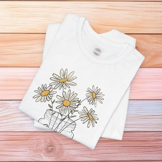 Daisy Floral TShirt, Love gift, Daisy Gifts, Birth Flower Gift, Botanical T-Shirt
