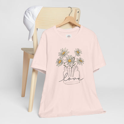 Daisy Floral TShirt, Love gift, Daisy Gifts, Birth Flower Gift, Botanical T-Shirt