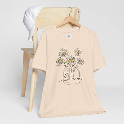Daisy Floral TShirt, Love gift, Daisy Gifts, Birth Flower Gift, Botanical T-Shirt
