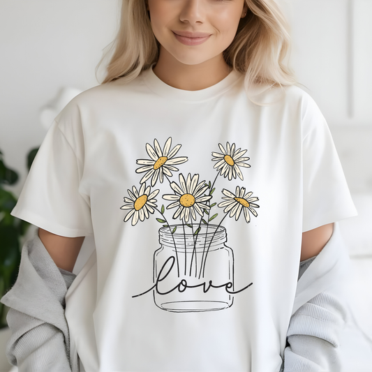Daisy Floral TShirt, Love gift, Daisy Gifts, Birth Flower Gift, Botanical T-Shirt